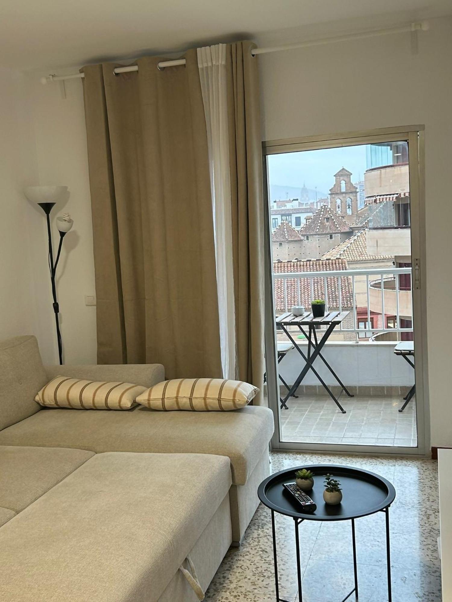 Appartement Vialia Piso Centrico Wifi Maria Zambrano Andra à Málaga Extérieur photo